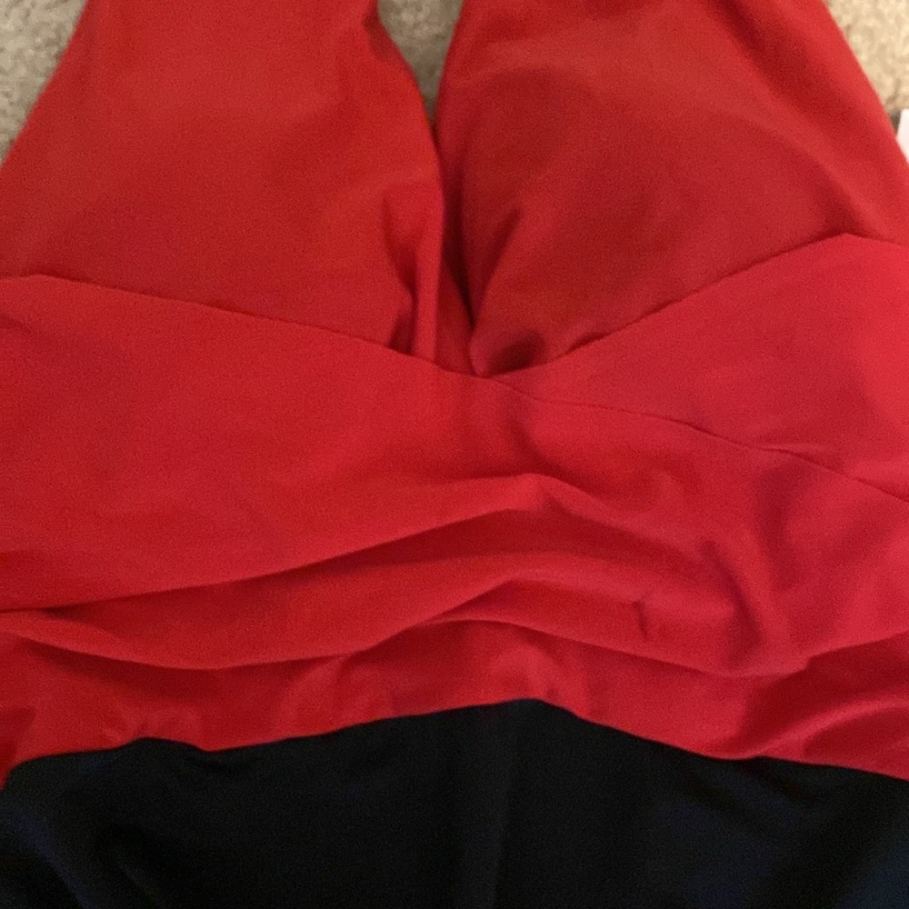 Swimsuit - Picture 2 of 7
